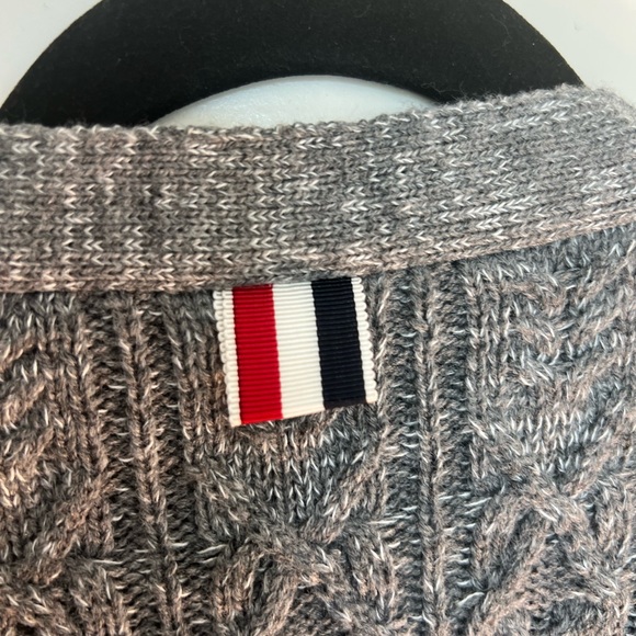 THOM BROWNE Gray 4-Bar Aran Cardigan - Picture 5 of 14
